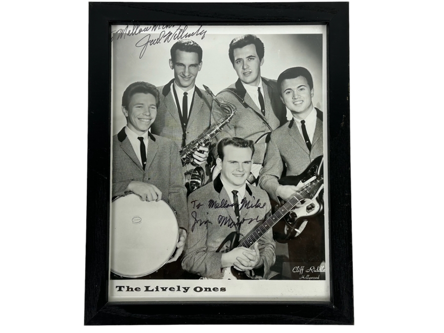 Autographed B&W Photograph Of The Surf Music Band The Lively Ones Framed 9 X 11 [Photo 1]