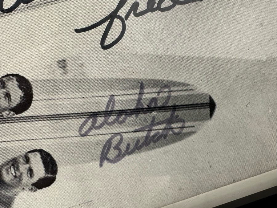 Rare Autographed B&W Poster Of Duke Kahanamoku With The Officers Of The World Famous Duke Kahanamoku Surf Club: Autographed By Duke Kahanamoku, Butch Van Artsdalen, Fred Hemmings And Paul Strauch, Jr. Framed 9 X 11 [Photo 11]
