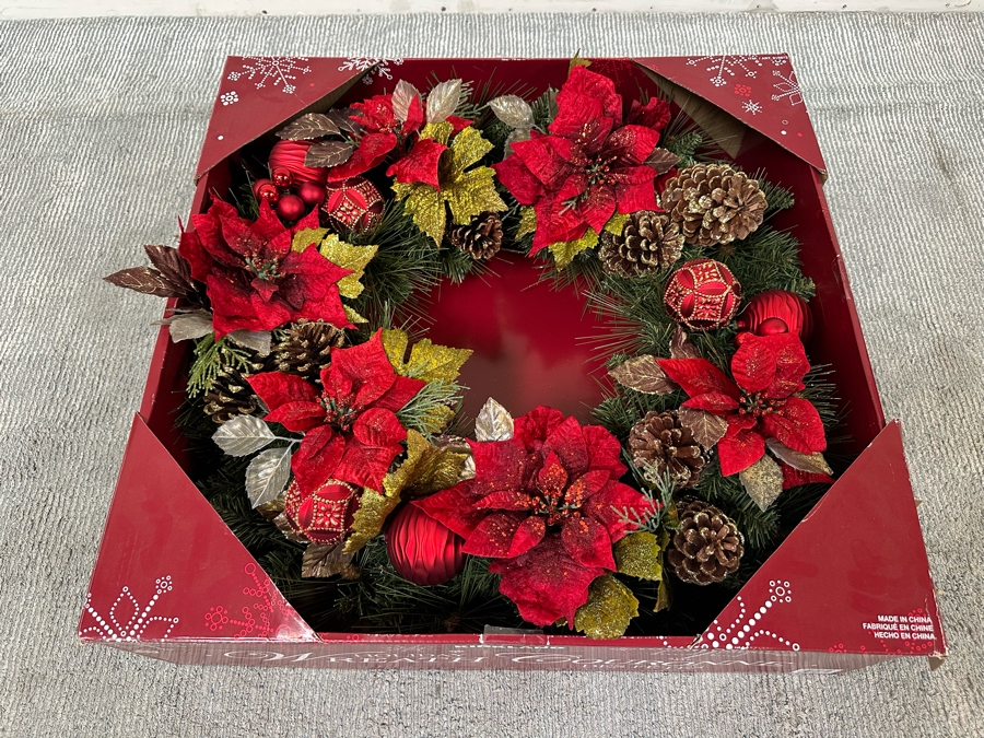 Last Minute Add - Large 28' Christmas Wreath Decoration [Photo 4]