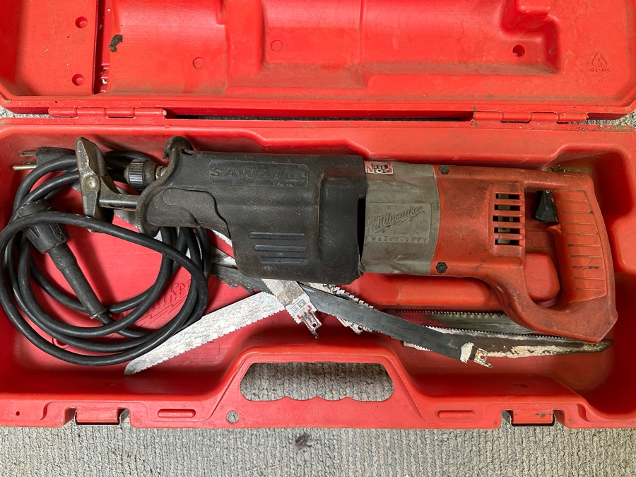 Last Minute Add - Milwaukee Heavy-Duty Sawzall Tool [Photo 3]