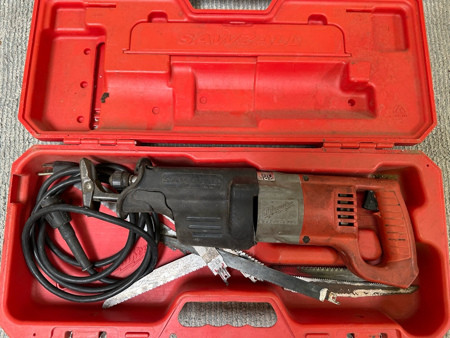 Last Minute Add - Milwaukee Heavy-Duty Sawzall Tool [Photo 2]