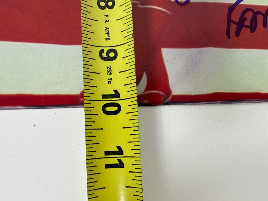 Autographed Photograph Of The Greatest American Hero Signed By William Katt 8 X 10 [Photo 8]