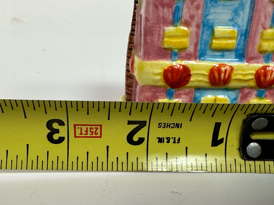 Miami Beach Art Deco Building Salt & Pepper Shakers 3H [Photo 9]