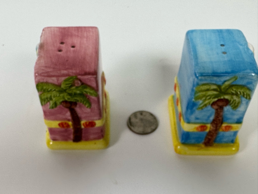 Miami Beach Art Deco Building Salt & Pepper Shakers 3H [Photo 6]