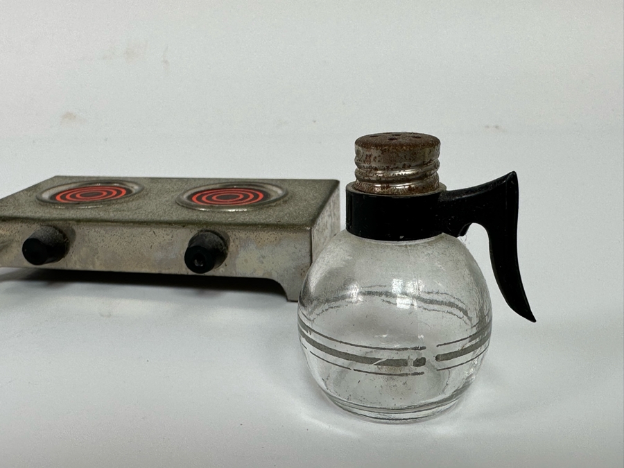 Vintage Salt & Pepper Shakers [Photo 6]