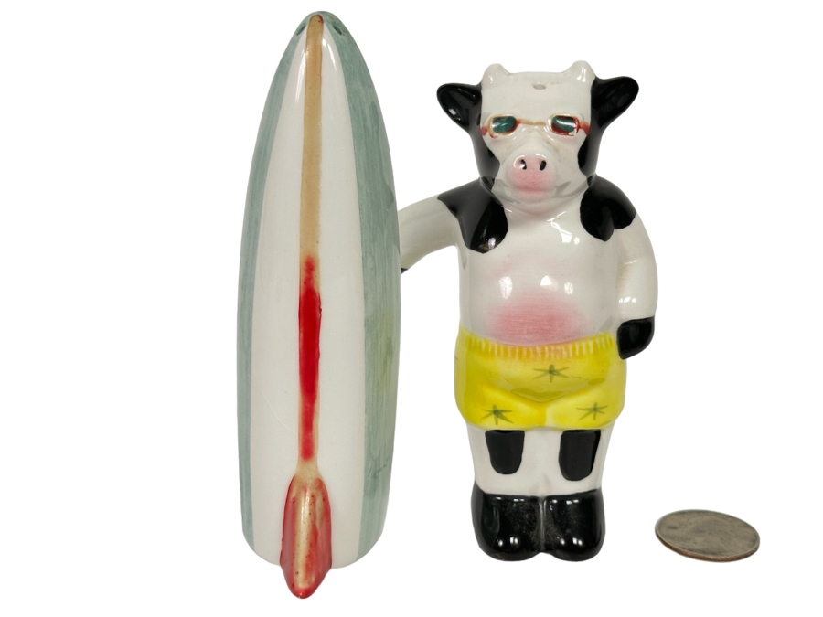 Surfing Cow Salt & Pepper Shakers 5H [Photo 1]