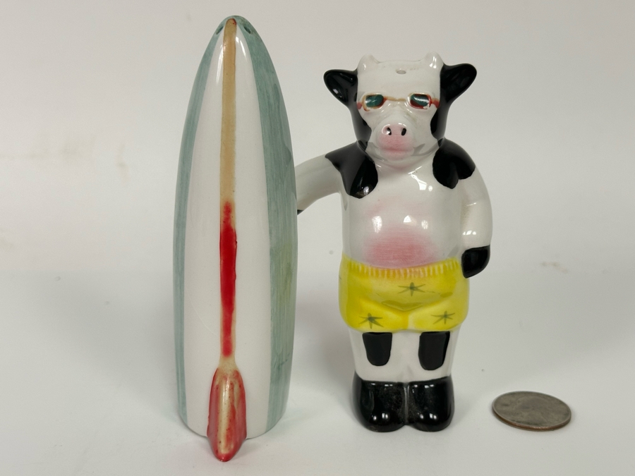 Surfing Cow Salt & Pepper Shakers 5H [Photo 3]