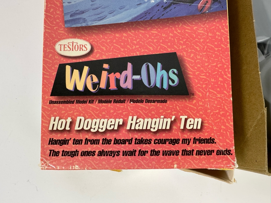 Testors Weird-Ohs Hot Dogger Hangin' Ten Model New In Box 1994 [Photo 4]