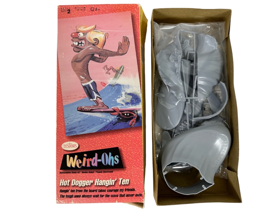 Testors Weird-Ohs Hot Dogger Hangin' Ten Model New In Box 1994
