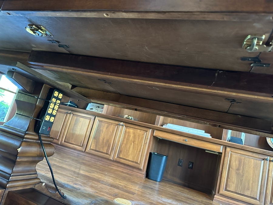 Wooden Trestle Table With One Leaf - Use As Dining Table / Conference Table / Desk 8'4'W (With Leaf) X 3'9'D (Leaf Is 1'10') [Photo 8]