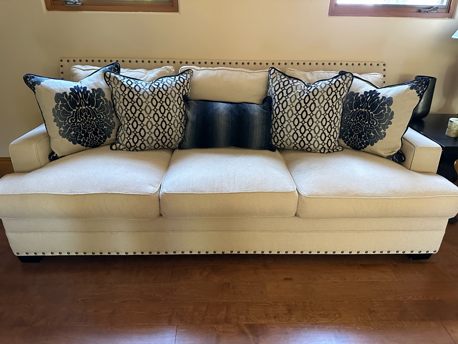 Contemporary Designer Sofa With Five Throw Pillows 7'10'W X 3'9'D X 3'2'H
