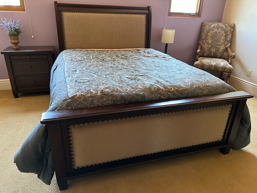 Wooden Queen Size Bed With Upholstered Headboard And Footboard (Mattress/Box Spring Not Included) [Photo 1]