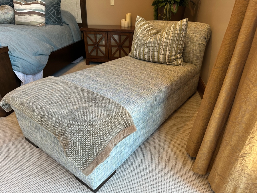 Upholstered Designer Chaise Lounge Chair 6'5'W X 3'D X 2'10'H [Photo 4]