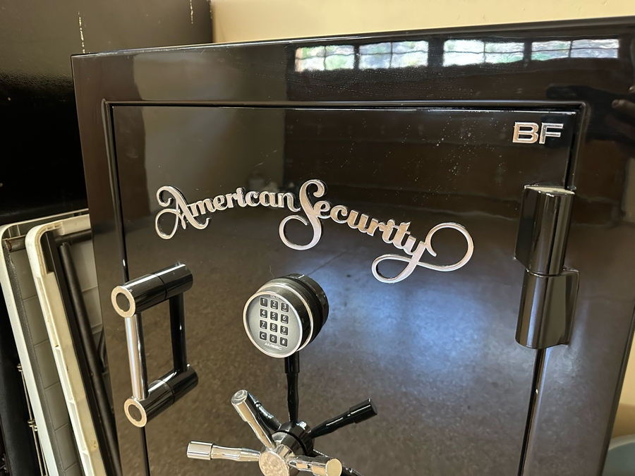 AMSEC American Security BF Series Gun Safe Model BF6030 2'6'W X 2'2'D X 4'11.5' Heavy - Retails $4,835 [Photo 7]