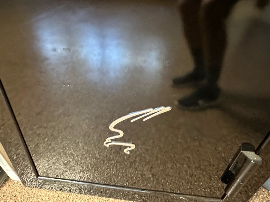 AMSEC American Security BF Series Gun Safe Model BF6030 2'6'W X 2'2'D X 4'11.5' Heavy - Retails $4,835 [Photo 9]