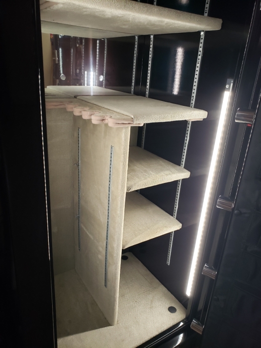 AMSEC American Security BF Series Gun Safe Model BF6030 2'6'W X 2'2'D X 4'11.5' Heavy - Retails $4,835 [Photo 16]