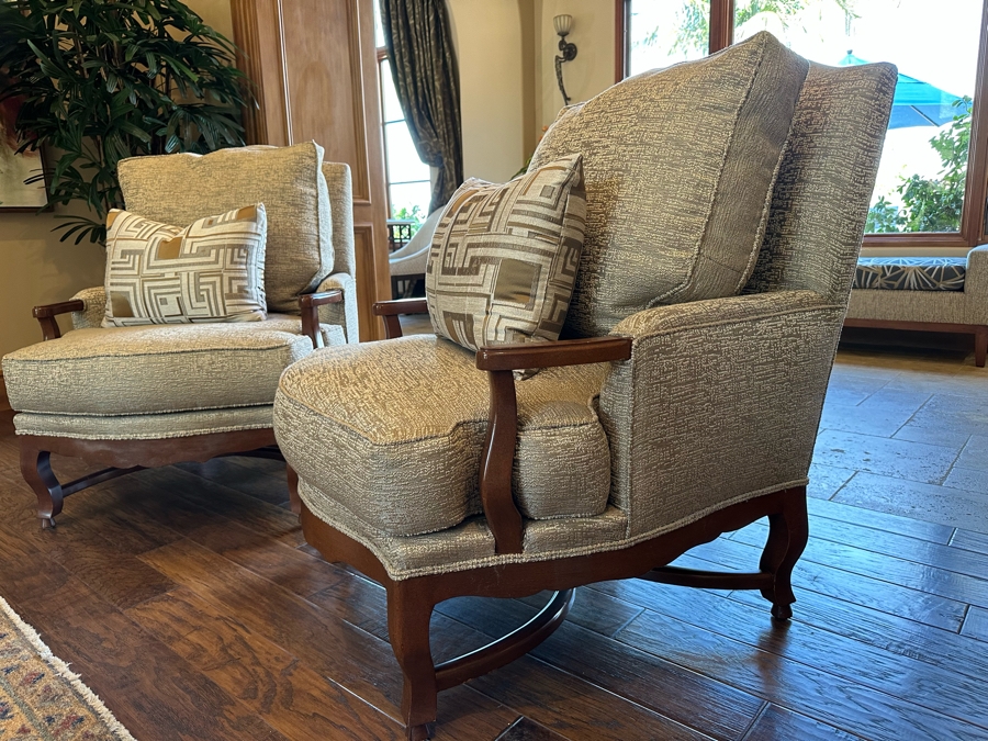 Pair Of Elegent Upholstered Armchairs 2'7'W X 3'5'D X 3'5'H [CR] [Photo 4]