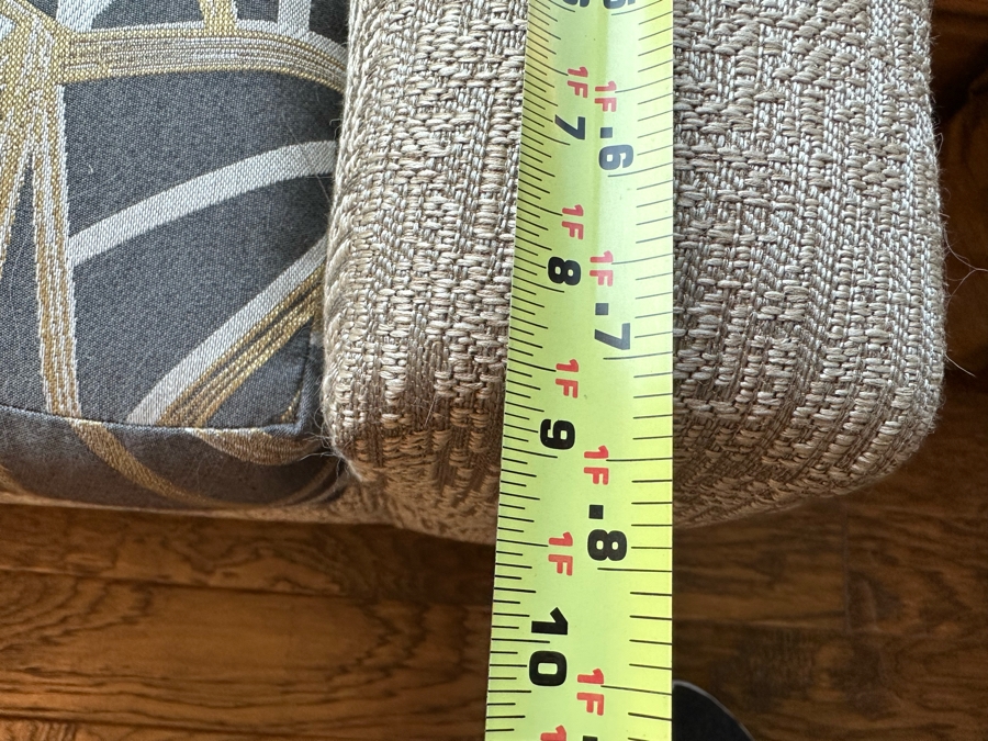 Upholstered Modern Bench 6'W X 1'9'D X 1'11'H [CR] [Photo 8]