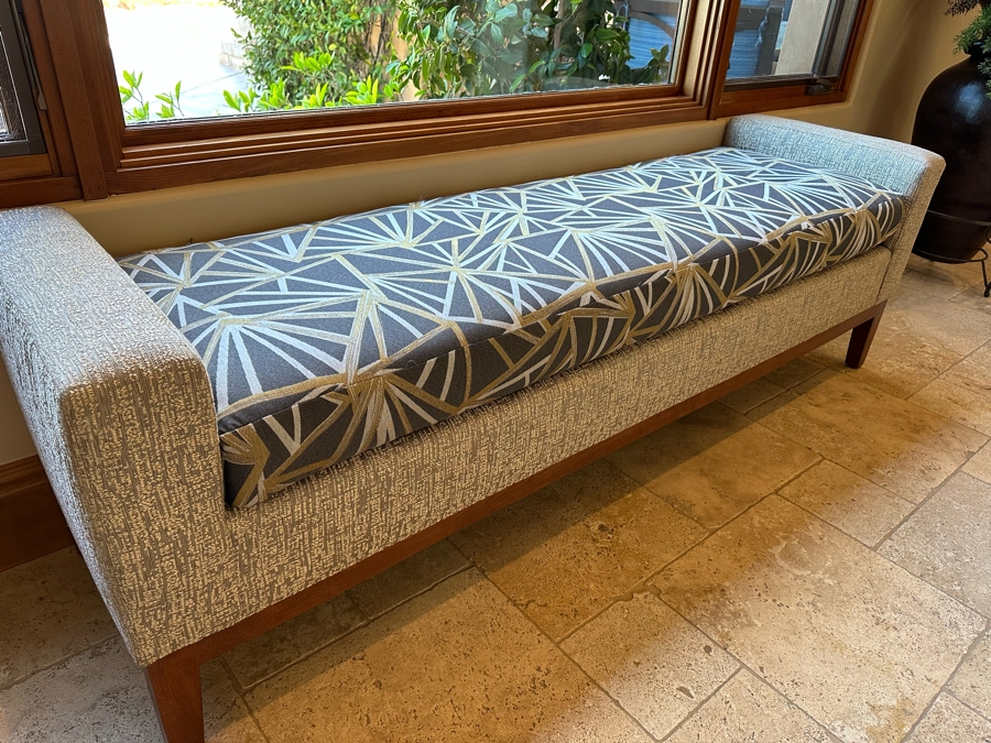 Upholstered Modern Bench 6'W X 1'9'D X 1'11'H [CR] [Photo 4]