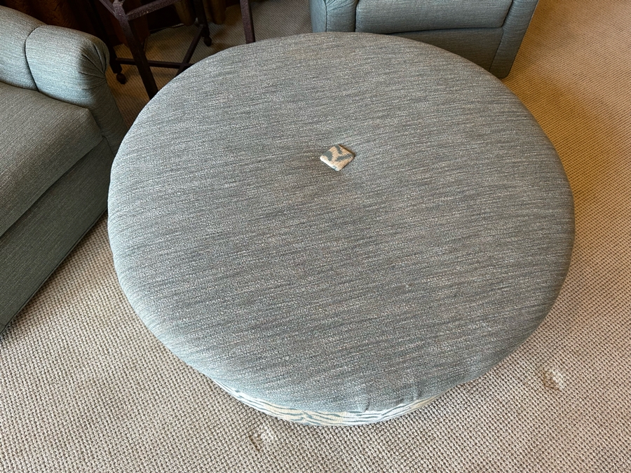 Pair Of Upholstered Armchairs With Throw Pillows 2'11'W X 3'1'D X 2'10'H And Round Upholstered Ottoman Table 3'10'R X 1'7'H [CR] [Photo 6]