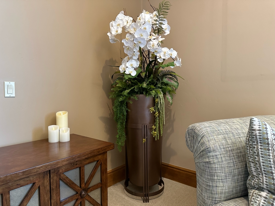 Pair Of Freestanding Faux Orchids Plants With Metal / Plastic Flower Pots 1'6'W X 6'9'H [CR] [Photo 5]