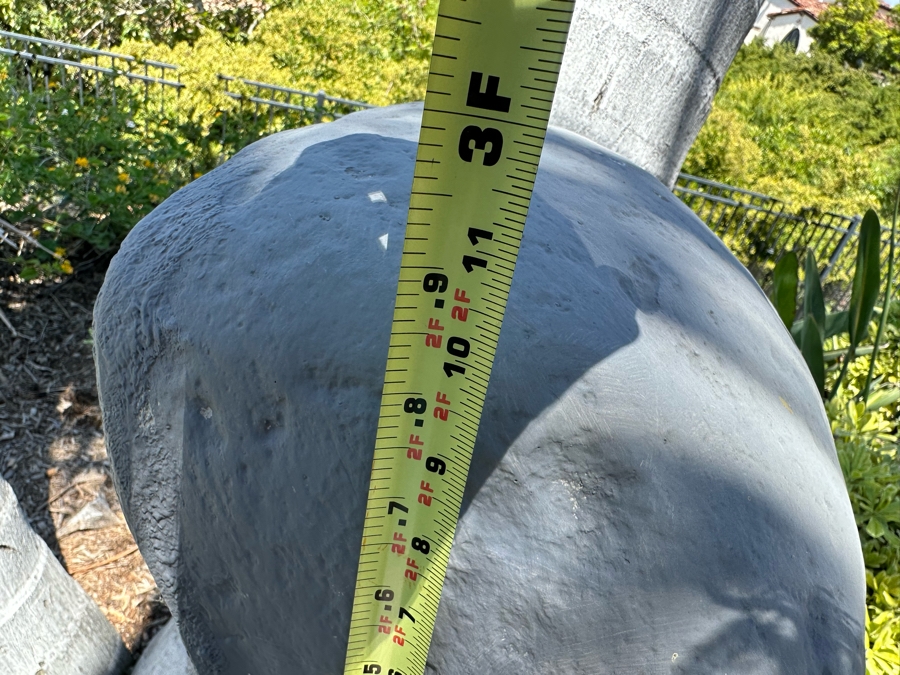 Pair Of Molded Resin Easter Island Statues 1'2'W X 1'3'D X 2'10'H [CR] [Photo 10]