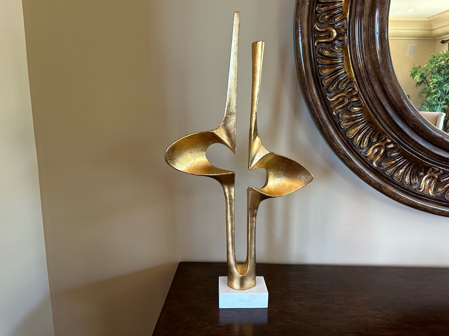 Contemporary Global Views Brothers And Sisters Metal Abstract Gold Tone Sculpture On Marble Base 2'9'H Retails $823 [CR]