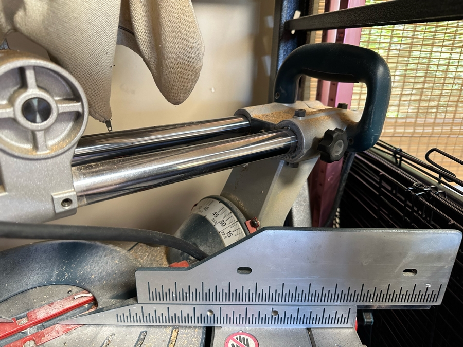 Bosch 5412 12' Dual-Bevel Slide Miter Saw Retails $650 [CR] [Photo 4]