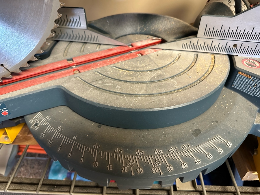 Bosch 5412 12' Dual-Bevel Slide Miter Saw Retails $650 [CR] [Photo 3]