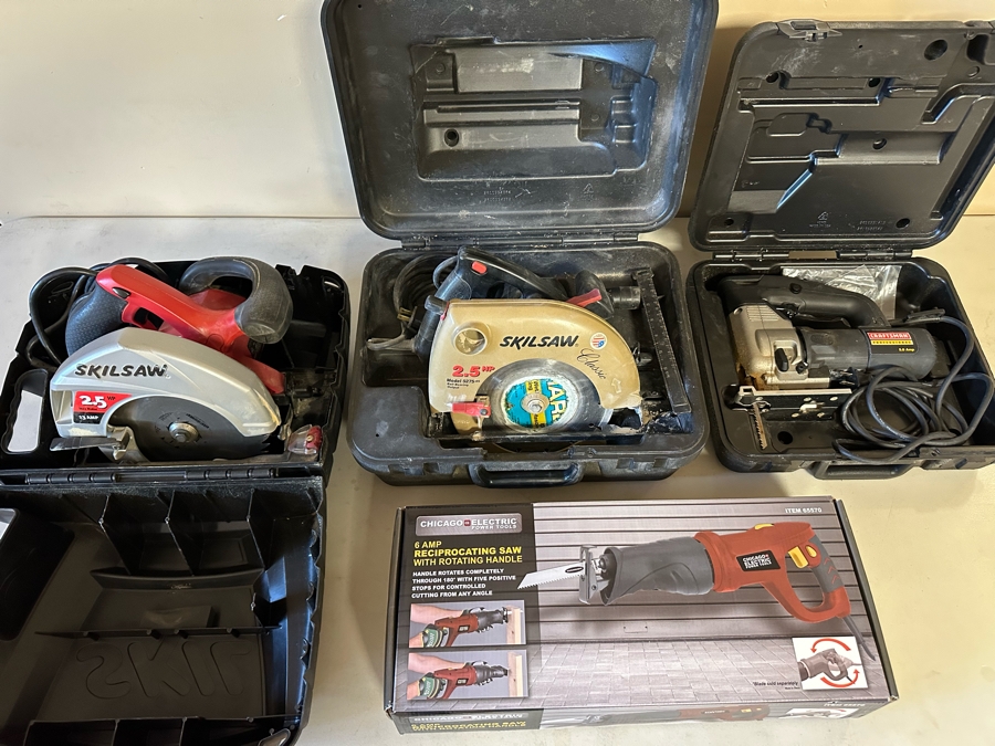Power Tool Lot Featuring Pair Of Skilsaws, Reciprocating Saw & Craftsman Jigsaw [CR] [Photo 2]