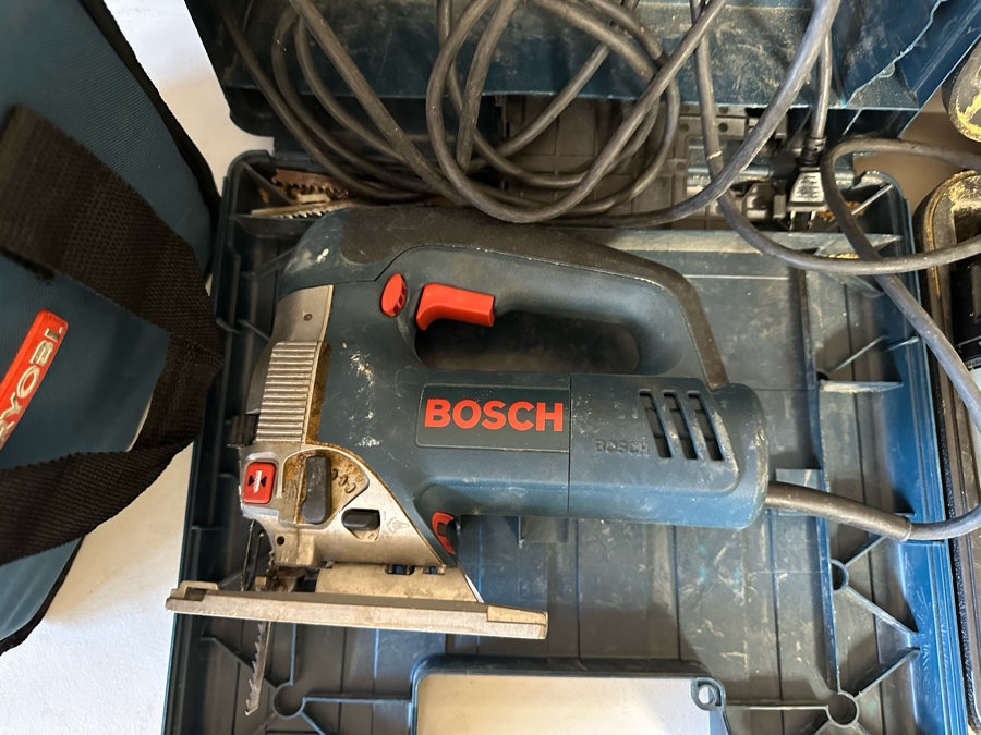 Power Tool Lot Featuring Jigsaw, Sanders, And Pair Of Finish Nailers [CR] [Photo 4]