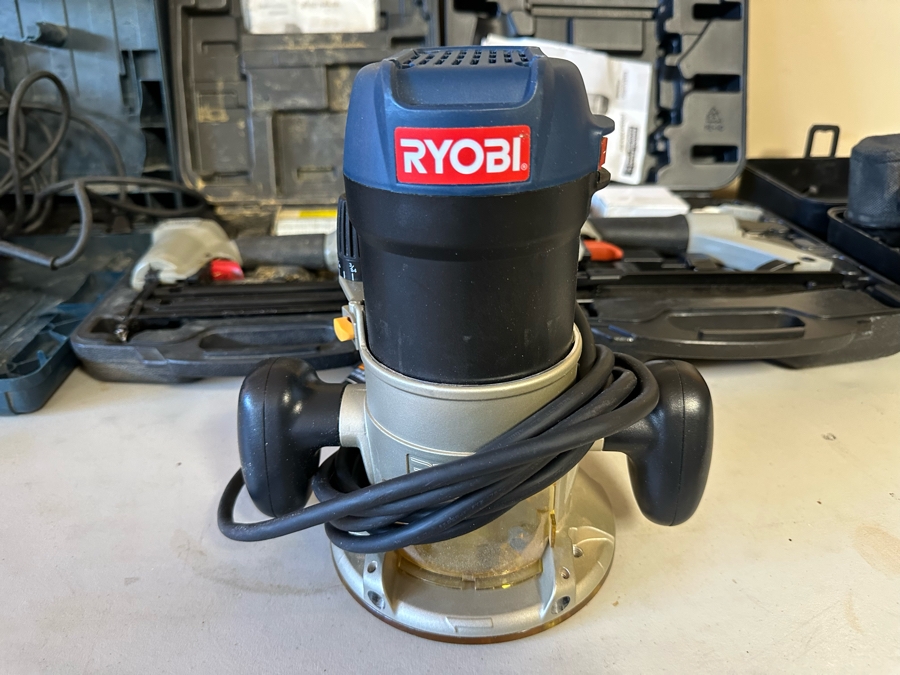 Power Tool Lot Featuring Jigsaw, Sanders, And Pair Of Finish Nailers [CR] [Photo 6]