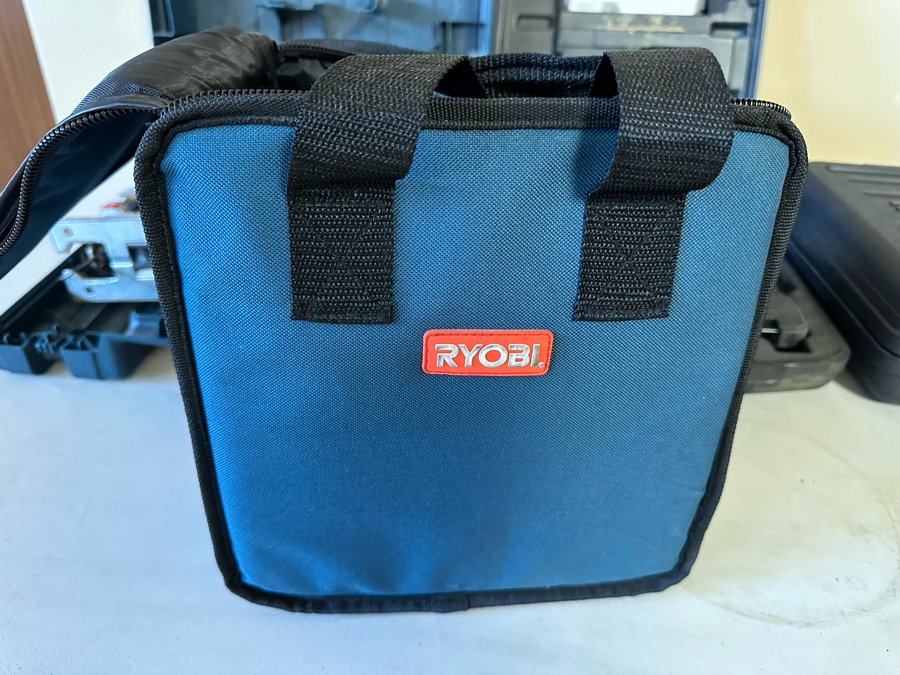 Power Tool Lot Featuring Jigsaw, Sanders, And Pair Of Finish Nailers [CR] [Photo 11]