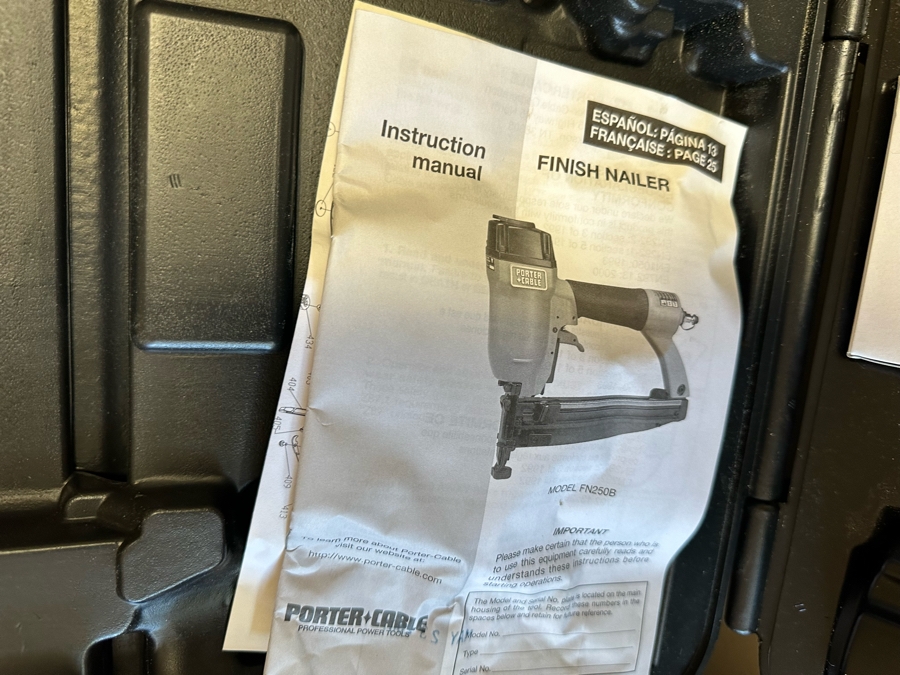 Power Tool Lot Featuring Jigsaw, Sanders, And Pair Of Finish Nailers [CR] [Photo 9]