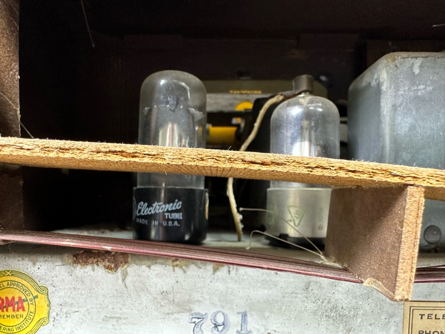 Vintage Art Deco Vacuum Tube Belknap Radio Model 791 - Turns On And Hums But Needs Servicing  [Photo 15]