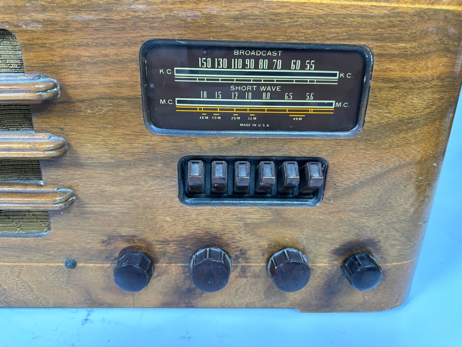 Vintage Art Deco Vacuum Tube Belknap Radio Model 791 - Turns On And Hums But Needs Servicing  [Photo 8]