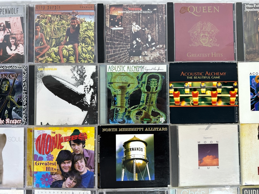 35 Music CDs [Photo 3]