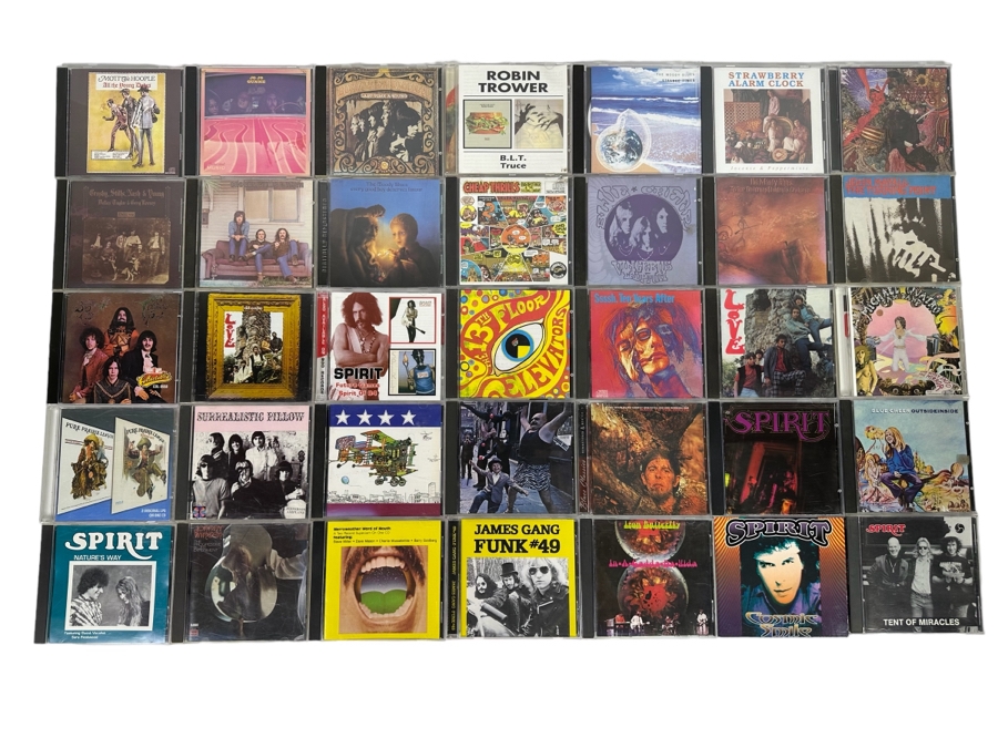 35 Music CDs [Photo 1]