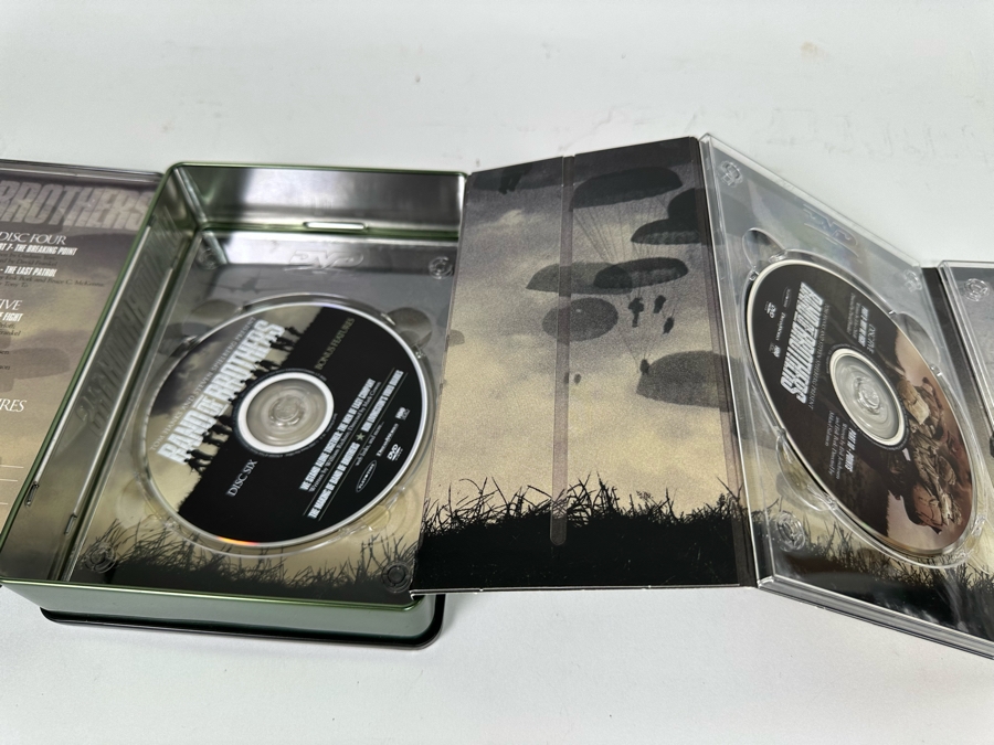 Band Of Brothers TV Mini Series On DVDs [Photo 6]
