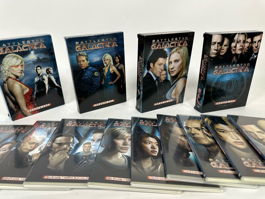 Battlestar Galactica DVDs Season 1 - 4.5 [Photo 4]