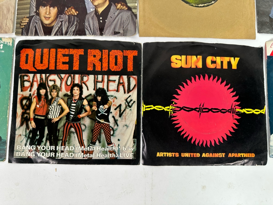 Collection Of 45RPM Vinyl Records - See Photos [Photo 7]