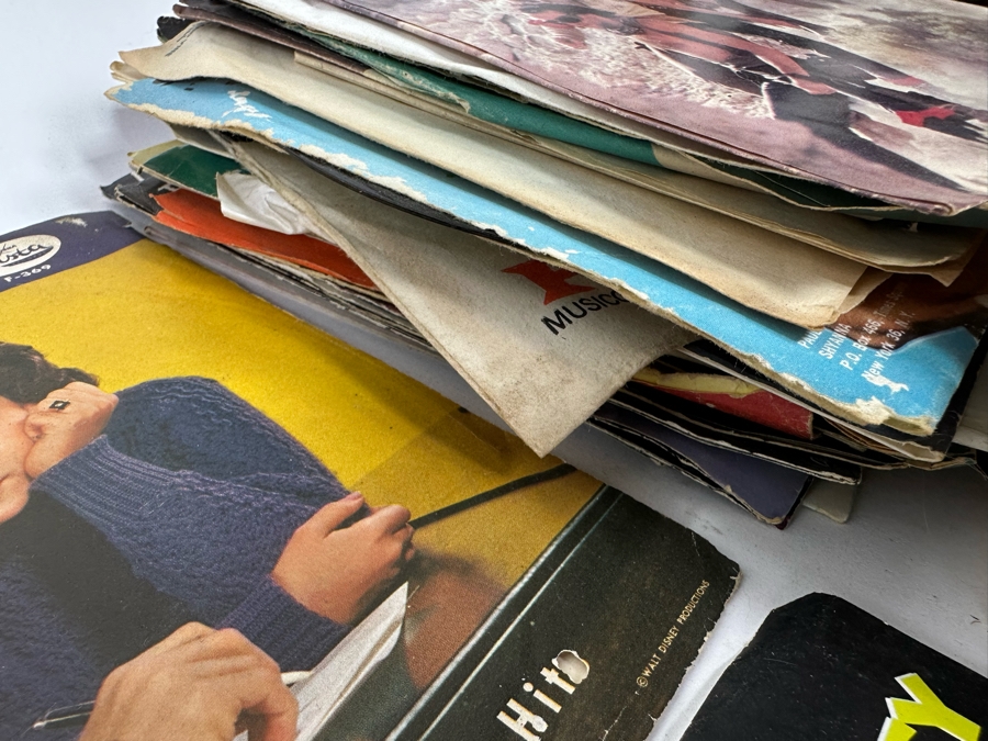 Collection Of 45RPM Vinyl Records - See Photos [Photo 13]