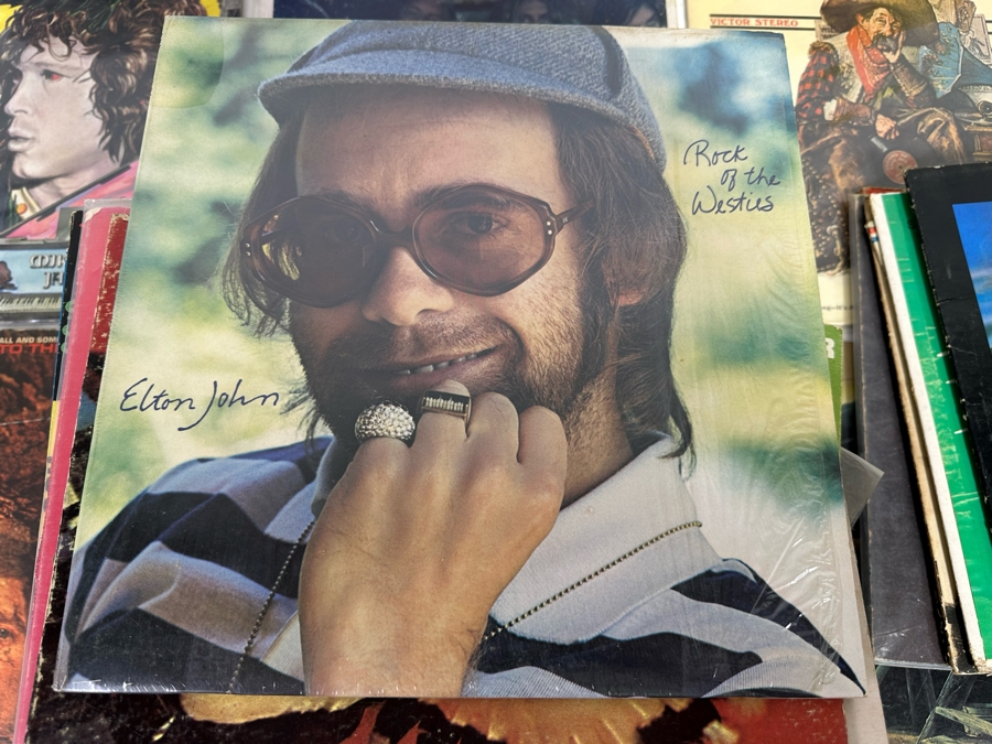 Collection Of Vinyl Records Albums - See Photos [Photo 18]