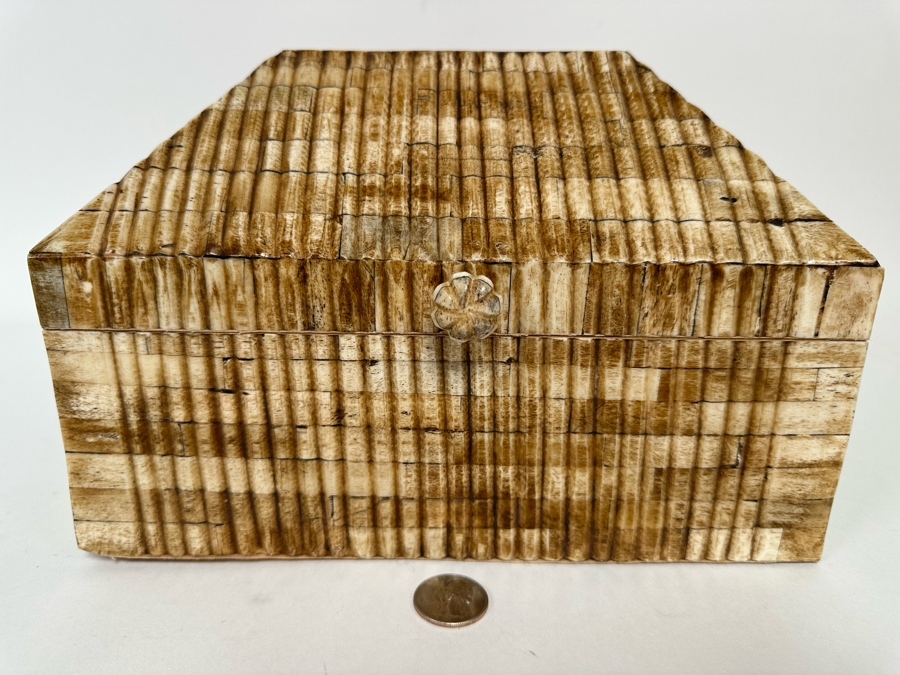 Inlaid Bone Box 10W X 8D X 7H [CR] [Photo 4]