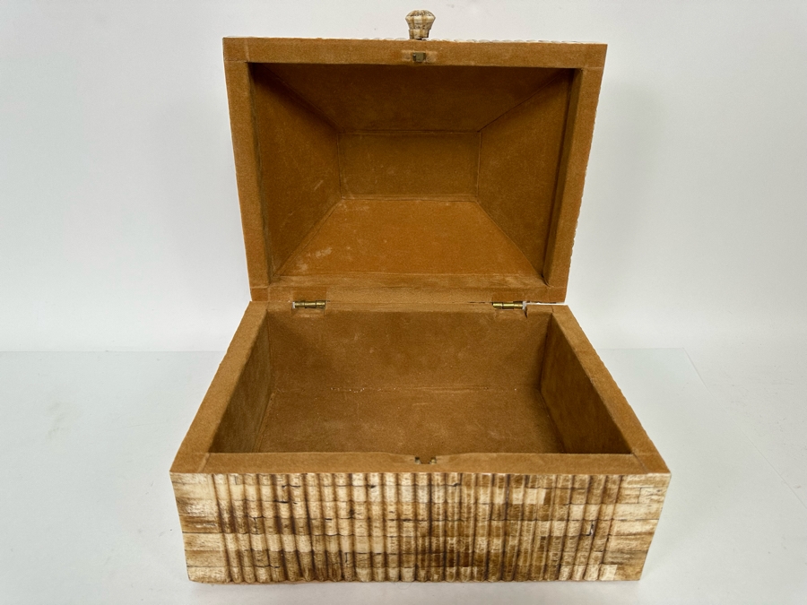 Inlaid Bone Box 10W X 8D X 7H [CR] [Photo 7]