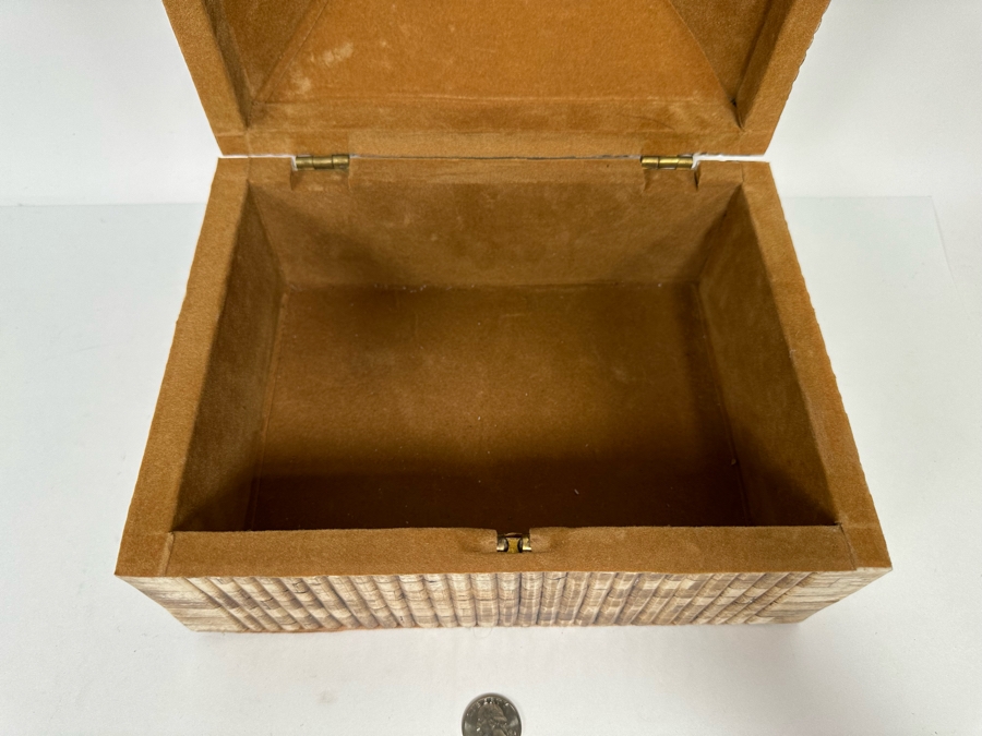 Inlaid Bone Box 10W X 8D X 7H [CR] [Photo 8]