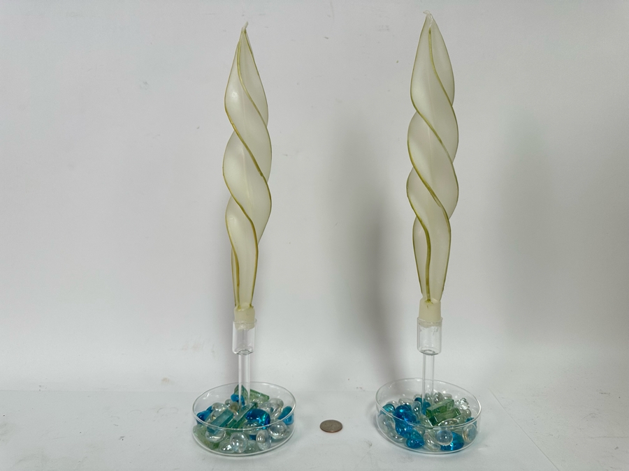 Pair Of Glass Candleholders With Spiral Candles 16H [CR] [Photo 2]