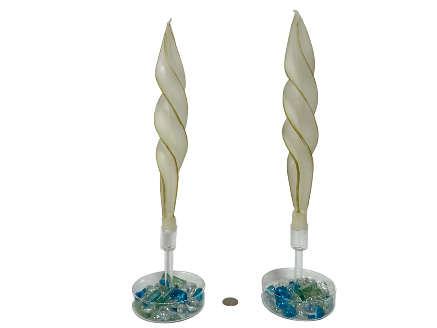 Pair Of Glass Candleholders With Spiral Candles 16H [CR] [Photo 1]