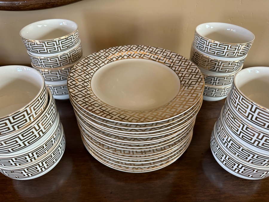 Soiree Porcelain Dinnerware From Z Gallerie 10.5R And 5.5R [CR] [Photo 7]