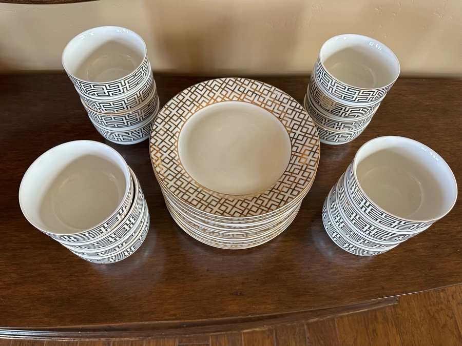 Soiree Porcelain Dinnerware From Z Gallerie 10.5R And 5.5R [CR] [Photo 3]